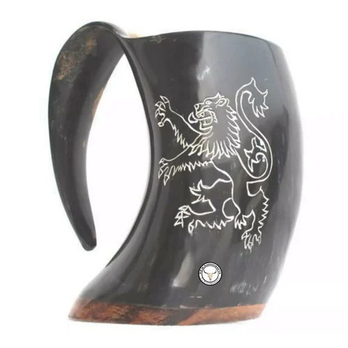 Carving Drinking Horn mug