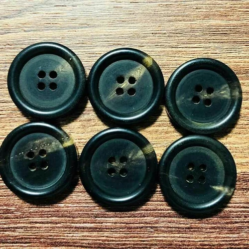 Buffalo Horn Button