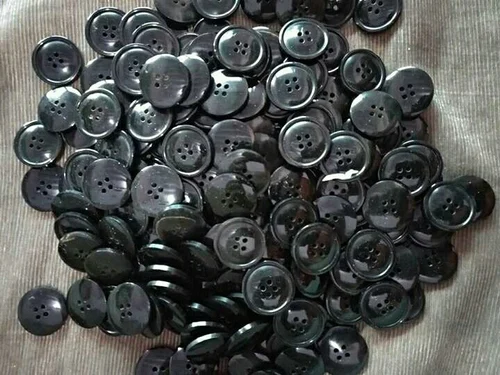 Buffalo Horn Button