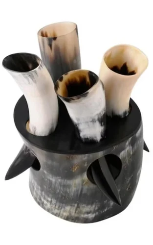 Small drinking horn